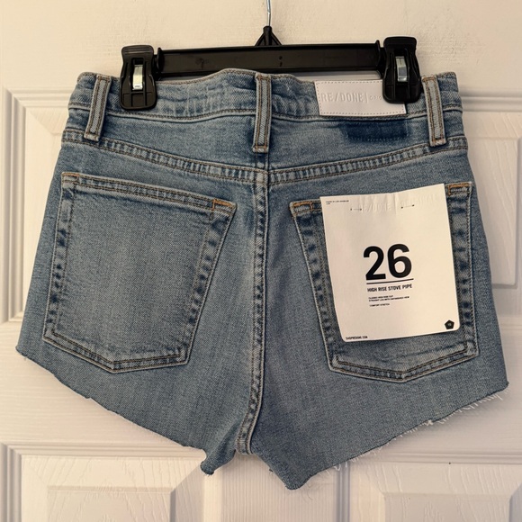 REDONE High Rise Stove Pipe Straight Leg Unfinished Hem Women’s Shorts Size 26 - Picture 2 of 15